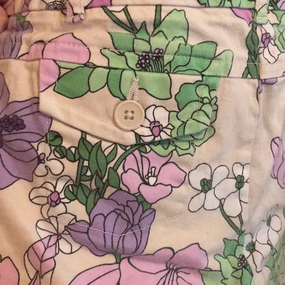 Capris - Picture 4 of 4